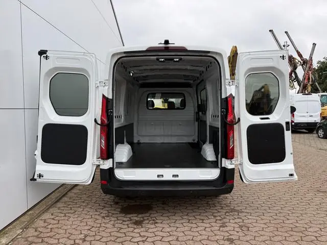 Maxus eDeliver9