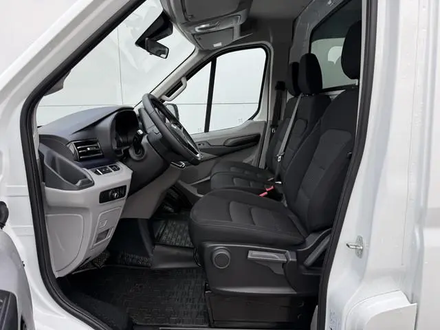 Maxus eDeliver 9 77kWh 204PK Nieuw model! L2H2 Glaspack/Camper 300km WLTP Snelladen LED Carplay Crui...