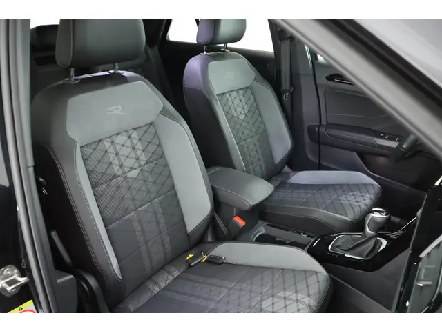 Volkswagen T-Roc 1.5 TSI 150pk DSG R-Line Black Style Camera Keyless Virtual Cockpit App-Connect
