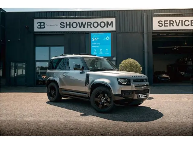 Land Rover Defender 90 D250 90 First edition