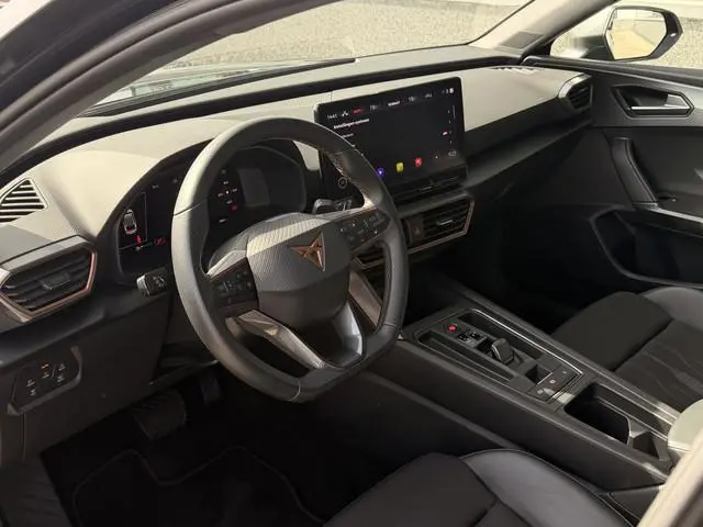 CUPRA Leon Sportstourer 1.5 eTSI Business Edition | ACC | Stoel/Stuurverwarming | Apple Carplay | Sf...