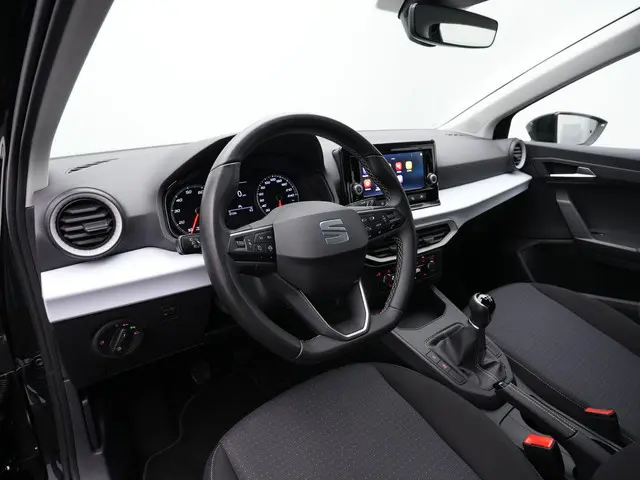 SEAT Ibiza 1.0 EcoTSI 95 pk Style | Parkeersensoren achter | Cruise Control | Carplay