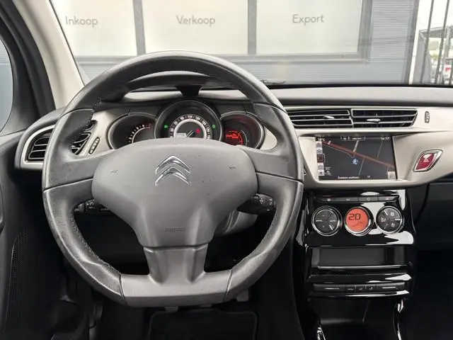 Citroen C3 1.2 PureTech Selection ✓Nieuwe D-riem✓Navi✓Carplay✓Trekhaak✓Dealer Onderhouden✓Clima✓Crui...