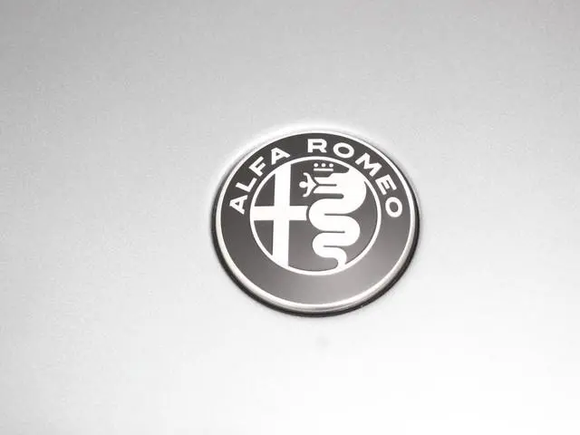 Alfa Romeo Junior