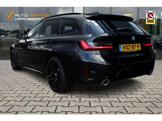 BMW 3-serie Touring 330e M Pakket | Laser Led | ACC | Camera |