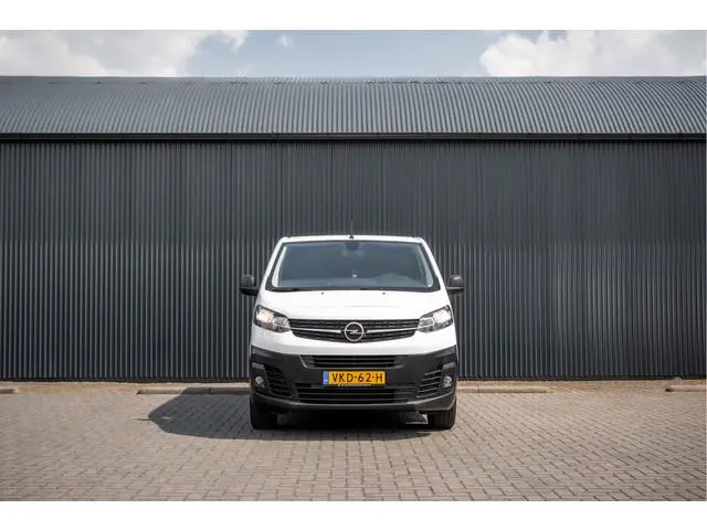 Opel Vivaro 1.5 L2H1 | 3-Zits | 1e Eigenaar | Cruise | Airco