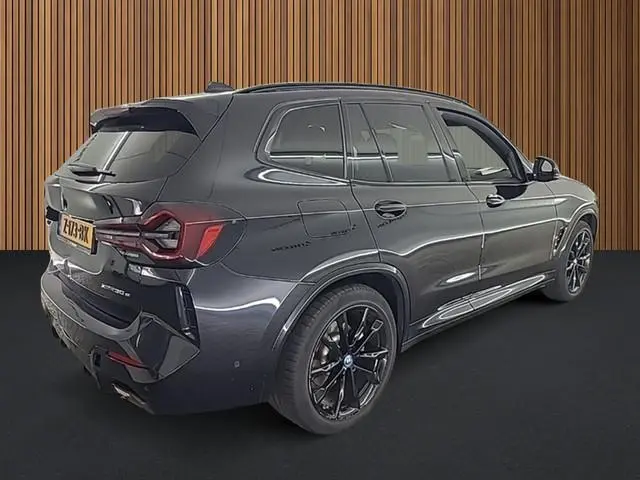 Bmw X3 xDrive30e M-Sport Bns Ed.+ 1e-Eig. & Dealer-Onderh. BOVAG-Garantie. NL-Auto