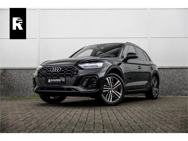 Audi Q5 55 TFSI e S edition Competition RS Stoelen / B&O Audio / Camera / 20 inch / S-Line /