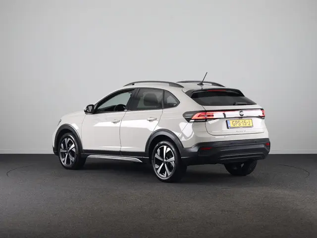 Volkswagen Taigo 1.0 TSI Oranje Edition 95PK | Navigatie | Camera | Keyless entry | Verlengde garant...