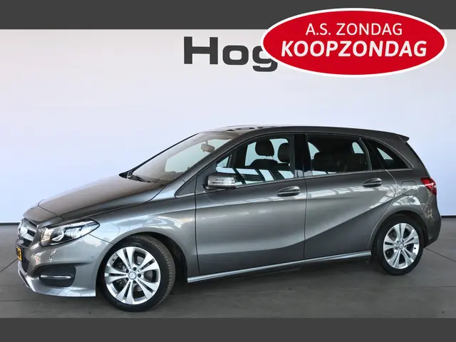 Mercedes-Benz B-klasse 180 Ambition Automaat Clima Navigatie LED Rijklaarprijs! Inruil Mogelijk!
