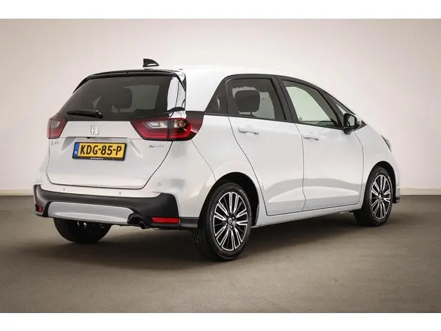 Honda Jazz 1.5 e:HEV Advance | STUURVERWARMING | DAB | APPLE | CAMERA