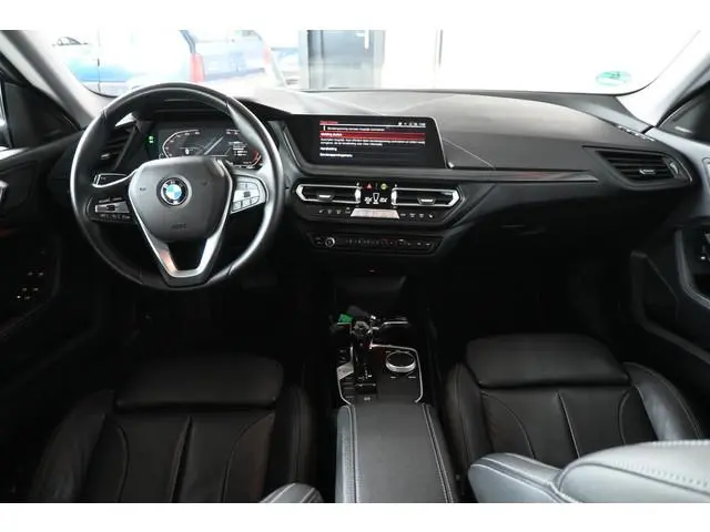 BMW 2-serie Gran Coupé 218i Automaat High Executive Clima Cruise control Navigatie LED Sportstoelen...