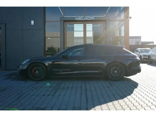 Porsche Panamera Sport Turismo 2.9 4 E-Hybrid | Pano | Bose | Adap. Cruise | Sport design