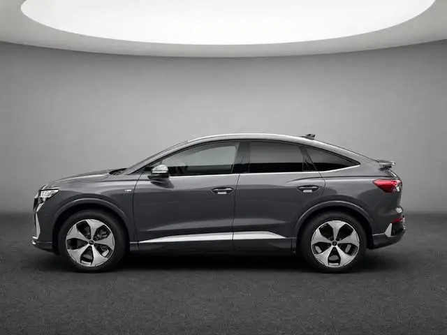 Audi Q4 Sportback e-tron S edition quattro performance 82 kWh · Tech Pro · Panorama dak · SONOS Soun...