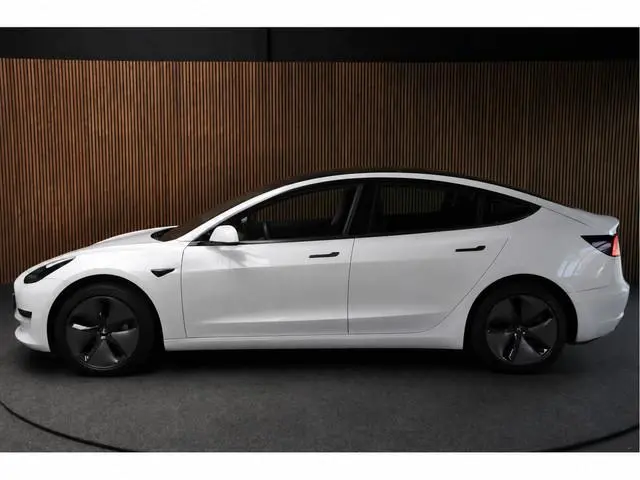 Tesla Model 3 RWD Plus 60 kWh SOH: 95.0% Panodak Full Self 3 Leer 360° ACC Climate Stuur- & Stoelver...