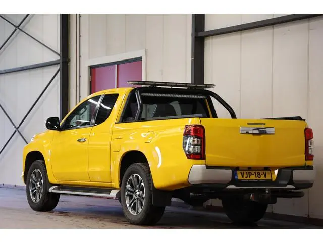 Mitsubishi L 200 2.2 DI-D Club Cab Intense 4X4 4WD TREKHAAK