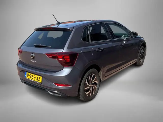 Volkswagen Polo 1.0 TSI 95pk Life · Apple/Android Car Play · Elektrisch inklapbare buitenspiegels ·...
