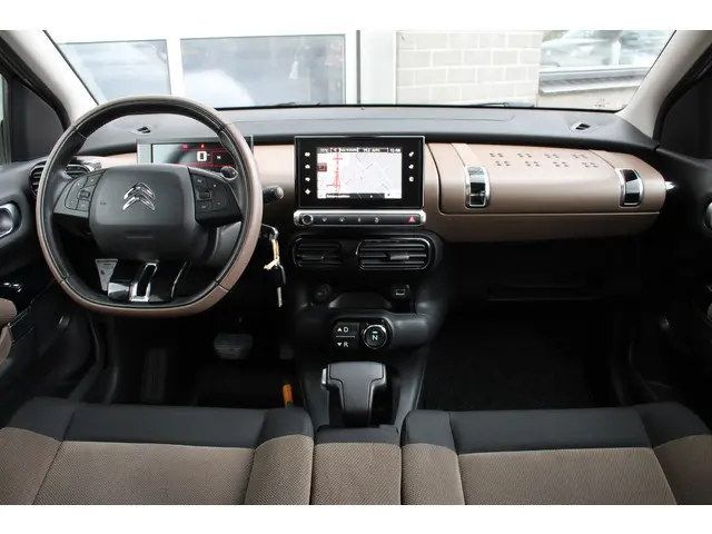 Citroën C4 Cactus 1.2 PureTech Business / Panoramadak / Automaat / N.A.P.