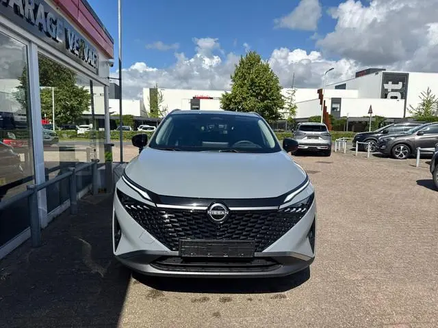 Nissan Qashqai 1.3 MHEV Xtronic N-Connecta