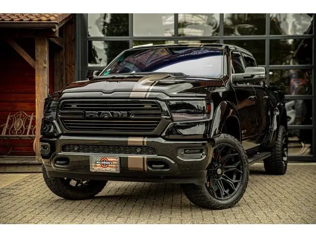 Dodge Ram 1500 5.7 V8 4x4 Crew Cab Laramie !!! 1e eigenaar !!! Wide Body