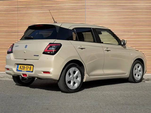 Suzuki Swift 1.2 Select Smart Hybrid