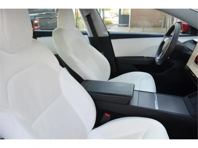 Tesla Model 3 Premium Long Range AWD 78 kWh Highland, Trekhaak (1.000kg), AutoPilot4.0 (FSD 99,- p/m...