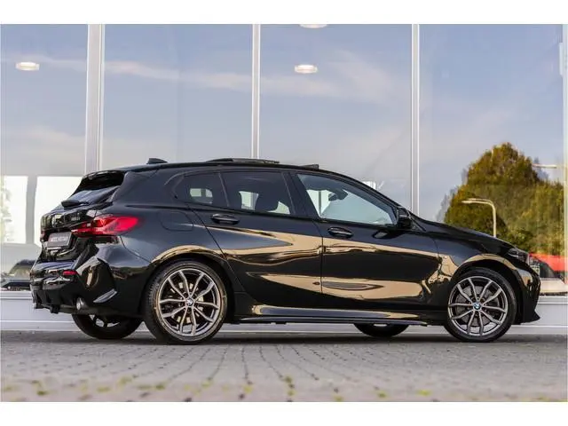 BMW 1-serie 120i M-Sport | Pano | Camera