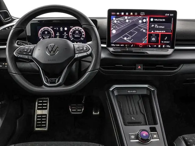 Volkswagen T-Roc 1.5 eTsi R-Line First Edition 150 pk 7 versn. DSG · Achteruitrijcamera · Electrisch...
