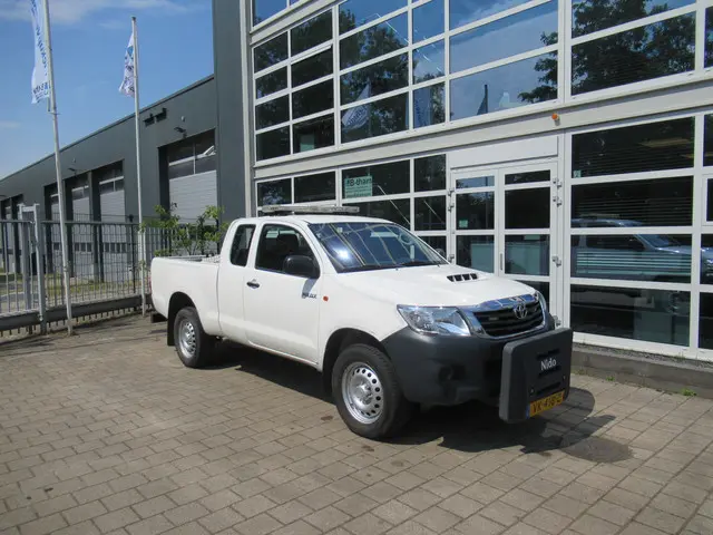 Toyota Hilux 4x4 XTRA Cab 3.0 D-4D 106KW