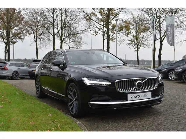 Volvo V90 T8 AWD 390PK Plug-in Hybrid Inscription | H&K | ACC | BLIS | Trekhaak | Camera | Stuurverwarming | Leder