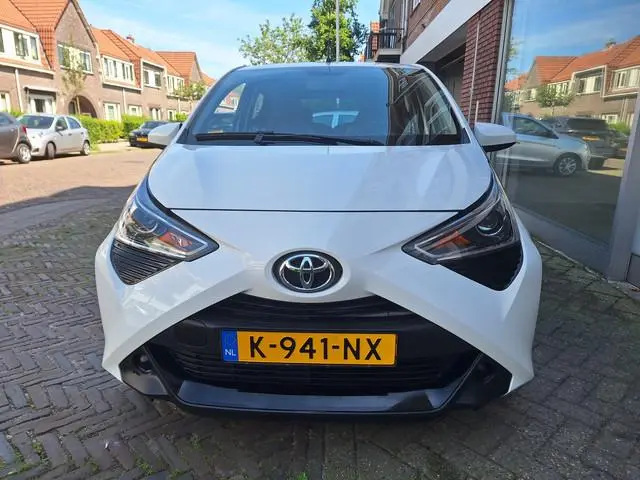 Toyota Aygo 1.0 VVT-i X-Play 5Drs /Camera/Navi/Apple/Android/1e Eig/Garantie