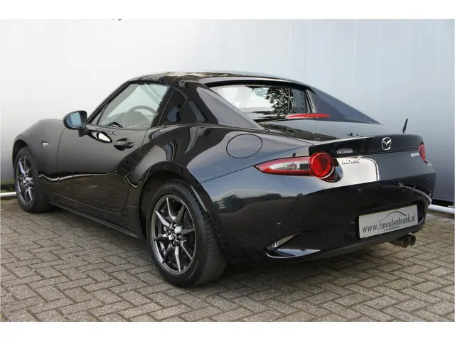Mazda MX-5 RF 1.5 SkyActiv-G 132 GT-M Recaro stoelen, Bose, Camera