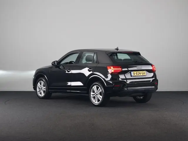 Audi Q2 35 TFSI Advanced edition 150 pk S-tronic | Navigatie | Parkeersensoren achter | Adaptieve cr...