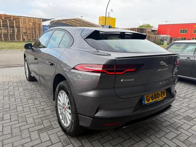 Jaguar I-PACE