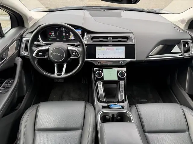 Jaguar I-PACE
