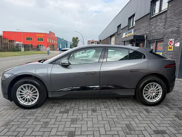 Jaguar I-PACE