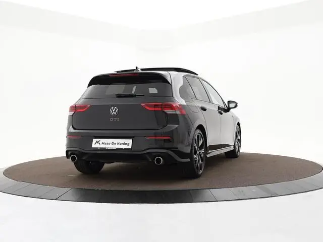 Volkswagen Golf 2.0 TSI 245pk DSG GTI · Panoramadak · Camera · Sfeerverlichting · Apple/Android Car...