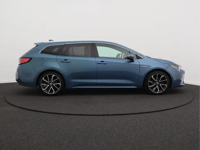 Toyota Corolla Touring Sports