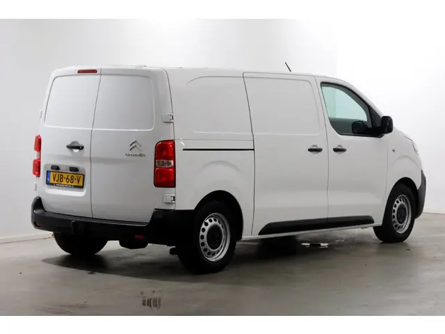 Citroën e-Jumpy L2H1 Club 75 kWh 100% Elektrisch WLTP Range 314km Airco/Trekhaak SOH 90% 01-2021