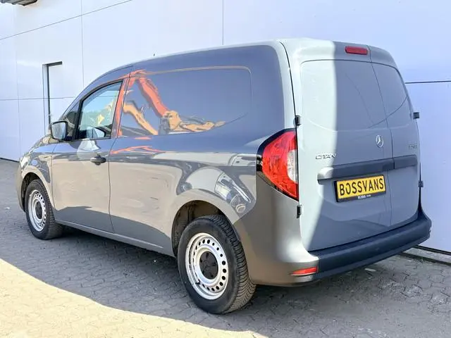 L1 Airco Bluetooth Parkeersensoren Achter