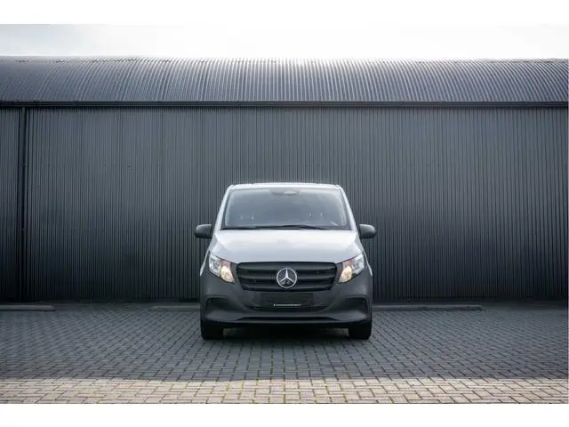 Mercedes-Benz Vito 116 CDI | Facelift | 3-Zits | Camera | Cruise | PDC | Stoelverw. | Airco
