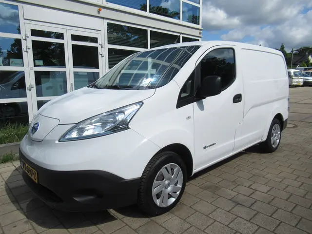 Nissan e-NV200