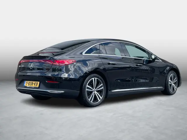 Mercedes-Benz EQE 350+ Long Range 91 kWh | Burmester 3D Audio | Stoelverwarming | Achteruitrijcamera...