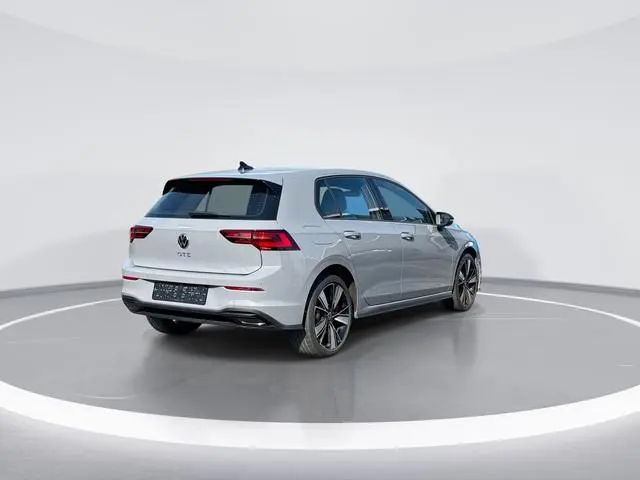 Volkswagen Golf GTE 1.4 eHybrid |SOH 92%|BTW|CAMERA|CARPLAY|ADAPTIVE CRUISE|EXTRA VELGEN/BANDEN| 491...