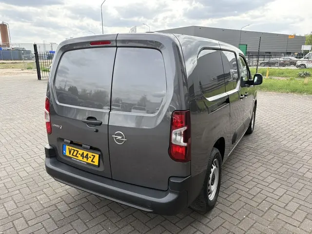 Opel Combo-e 50kWh L2 airco | navigatie | camera