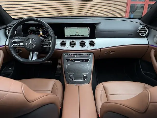 Mercedes-Benz E-klasse 200 Business Solution AMG Panodak / Adapt. Cruise / Burmester / Leer / Navi /...