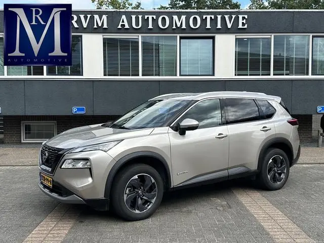 Nissan X-Trail 1.5 e-4orce N-Connecta 4WD 7p. 7 PERSOONS| ACHTERBANK VERWARMD| STOEL + STUURVERWARMI...