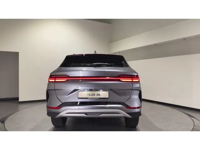 BYD SEAL U