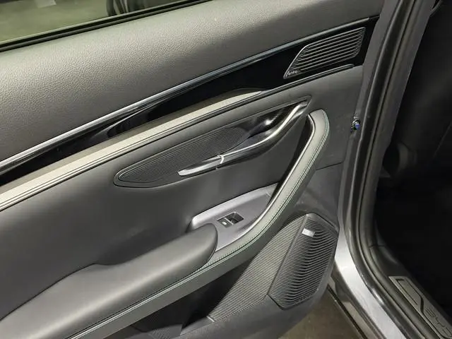 BYD SEAL U