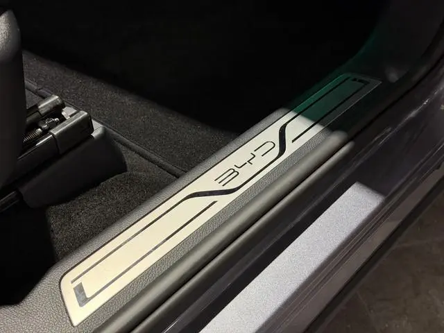 BYD SEAL U